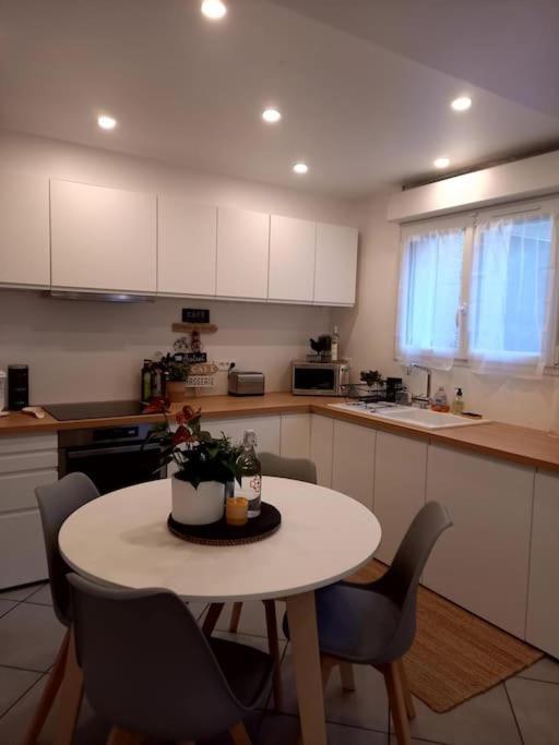 Superbe Appartement Moderne En Rez-De-Chaussee Ozoir-la-Ferrière Екстериор снимка