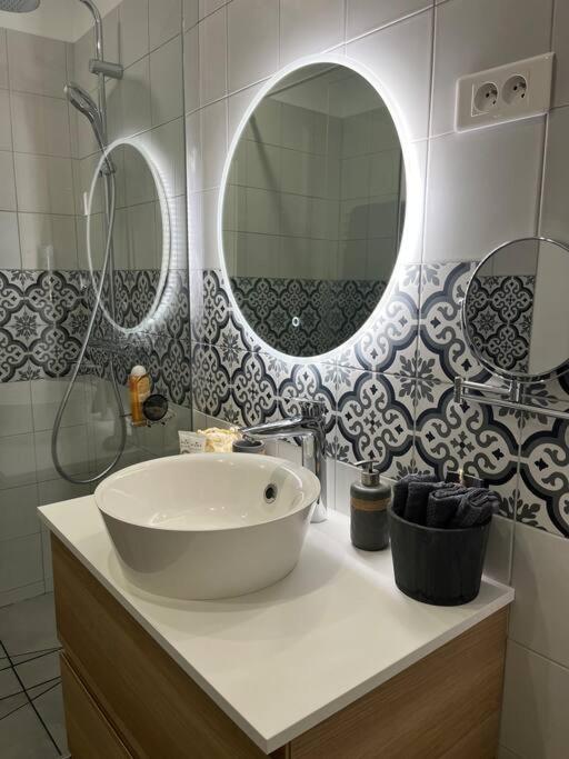 Superbe Appartement Moderne En Rez-De-Chaussee Ozoir-la-Ferrière Екстериор снимка